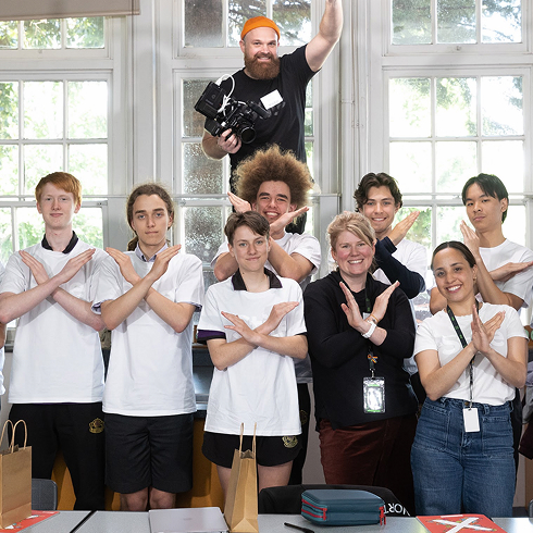 Media 7